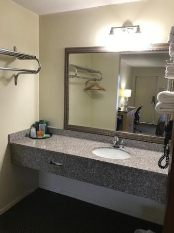 Brinson Crossing Western Motel מראה חיצוני תמונה